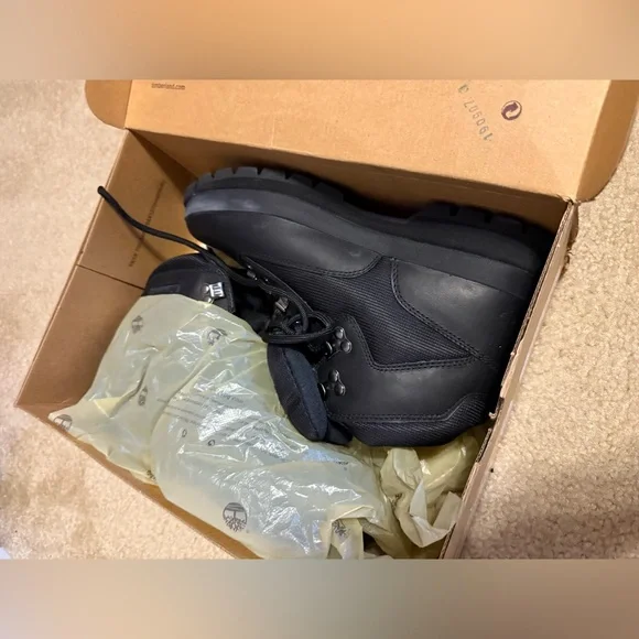 Timberland Men's Black Boots - Picture 4 of 8